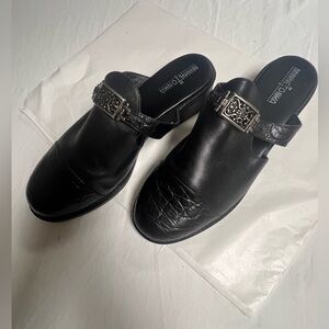 MINNETONKA BLACK LEATHER ALLIGATOR GRAIN CAP TOE MULES CONCHO SLIDE SHOES SIZE 8